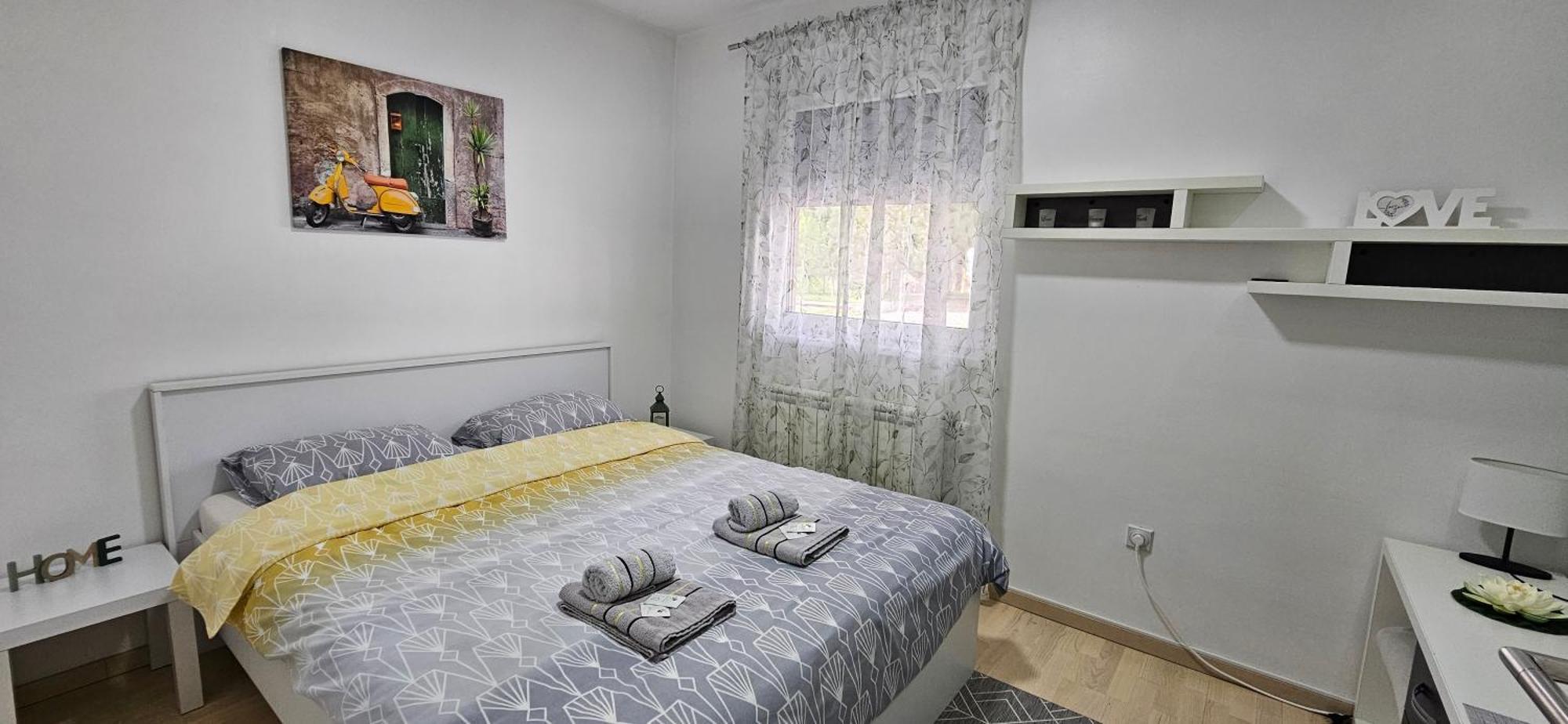 Apartman Vukota Pirot Exteriör bild